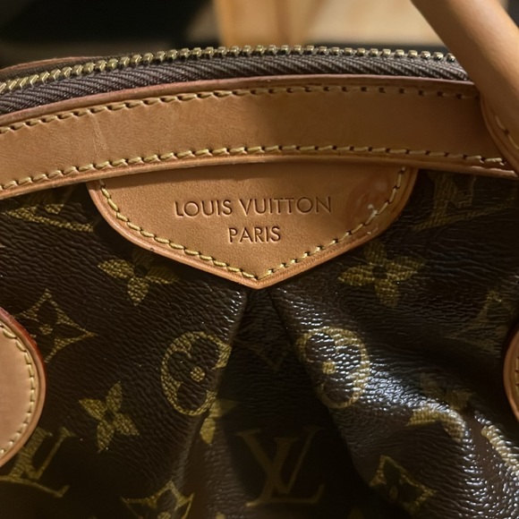 Louis Vuitton handbag. - Picture 6 of 6